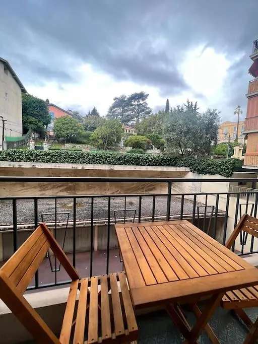 Appartement Beau 2 Pieces,Terrasse, Parking Menton Centre 0*,  France