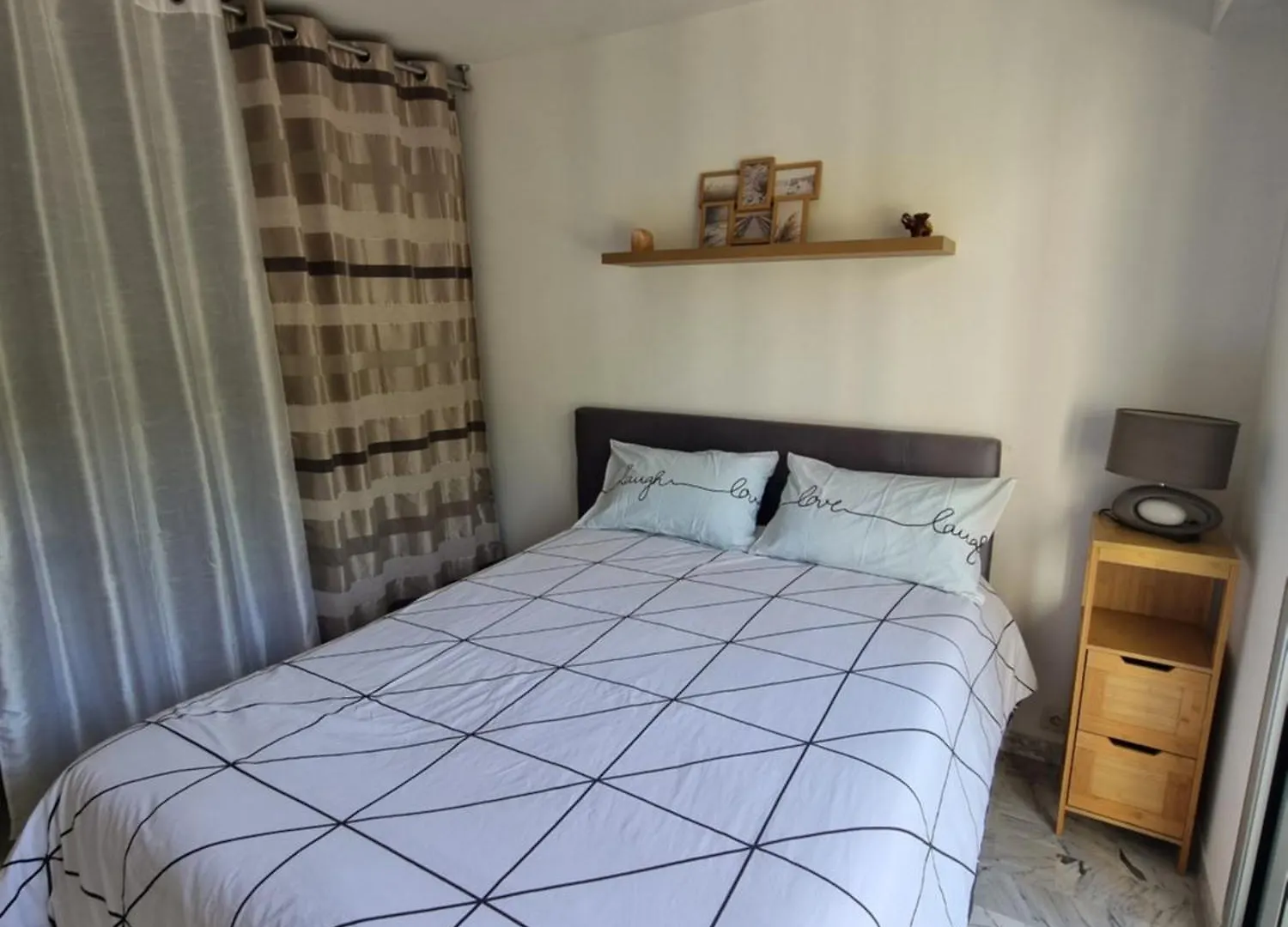 Appartement Beau 2 Pieces,Terrasse, Parking Menton Centre