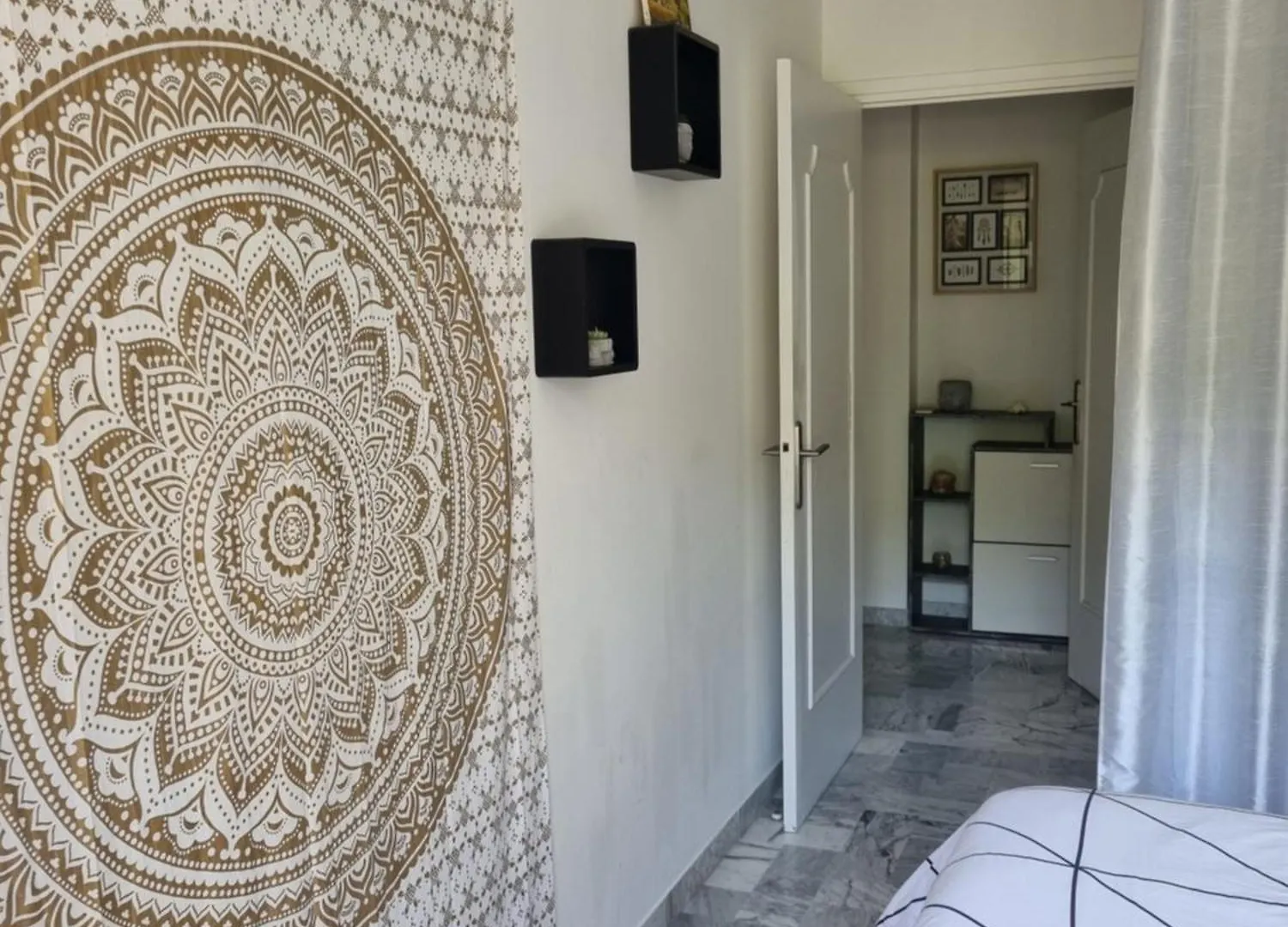 Appartement Beau 2 Pieces,Terrasse, Parking Menton Centre