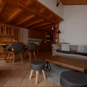 https://village-des-lapons-les-saisies-4-chambres.hotels-rhonealpes.com